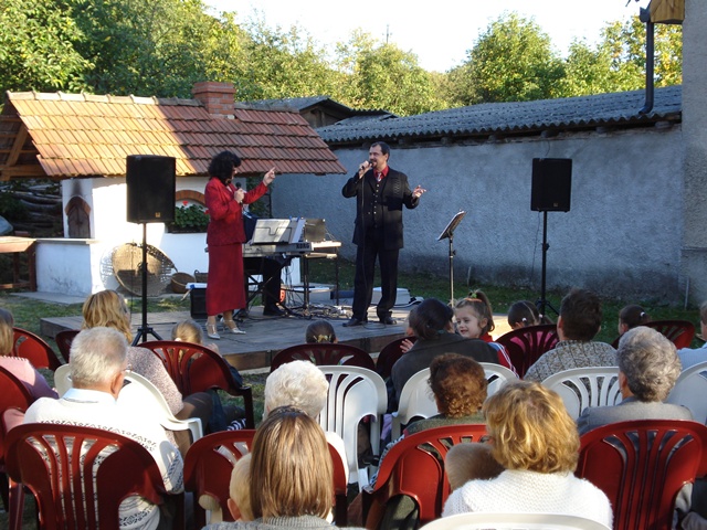 Kemencénél szól a nóta